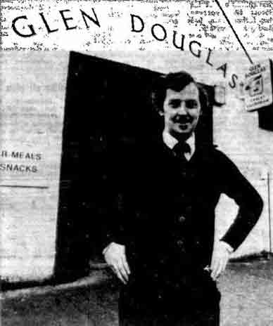 Seamus outside the Glen Douglas bar in Lambhill 1979